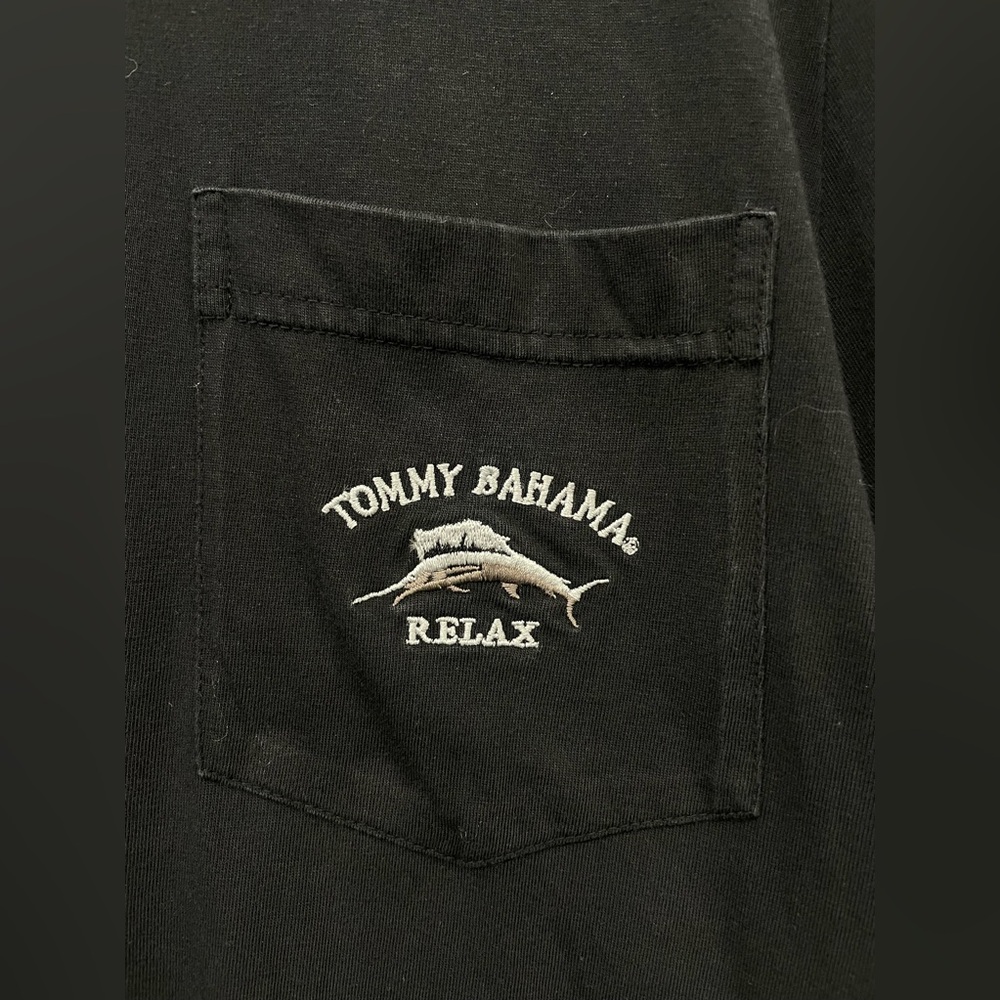 Tommy Bahama Embroidered Tee, Size XL